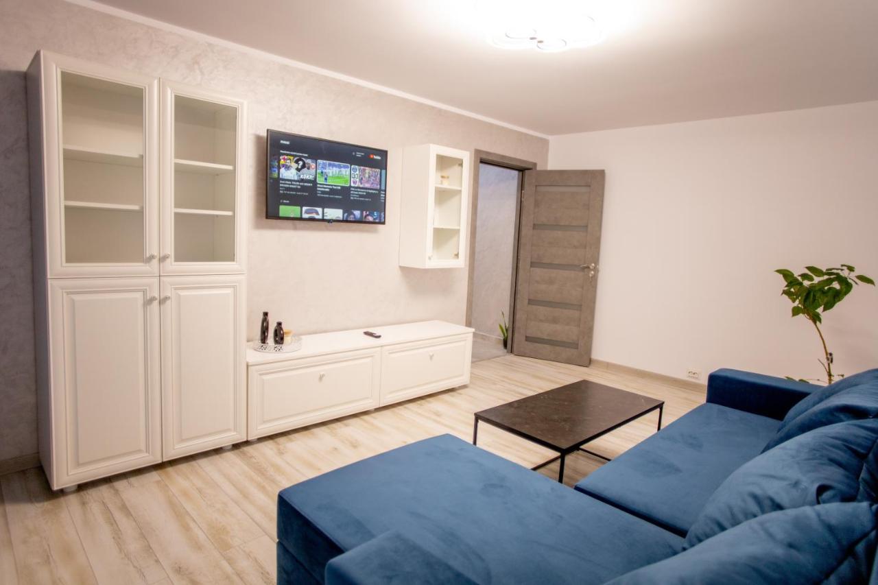 Loghin Residence Suceava Bagian luar foto